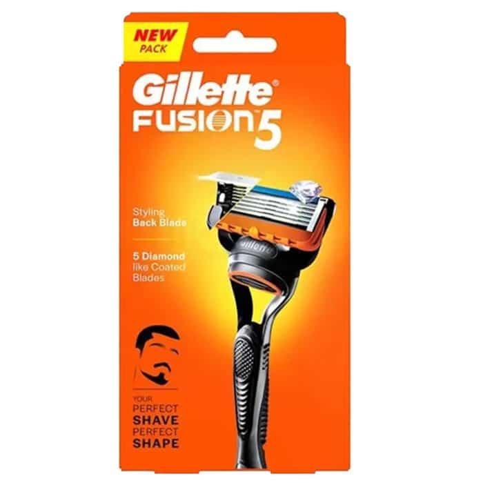 Gillette Fusion 5 Razor With Styling Black Blade & 5 Diamond Like Coated Blades