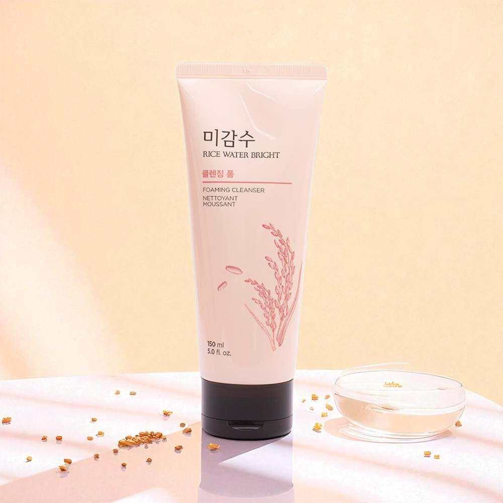 The Face Shop Rice Water Bright Foaming Cleanser 1